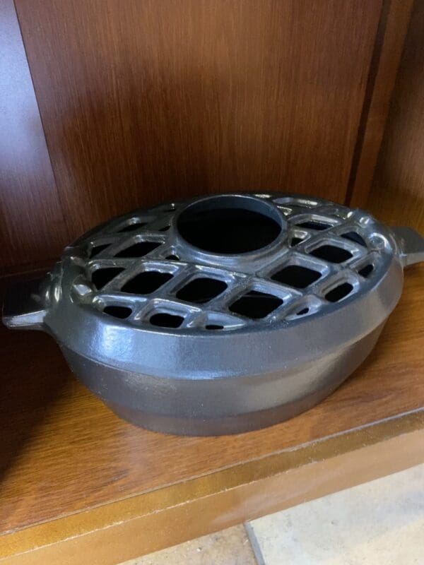 Lattice Matte Black Steamer Pot